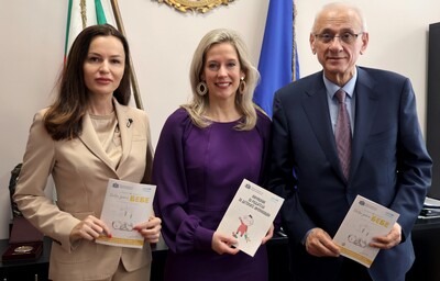 МЗ и УНИЦЕФ с подарък за родителите: Книжки-помощници за ваксините и отглеждане на бебето