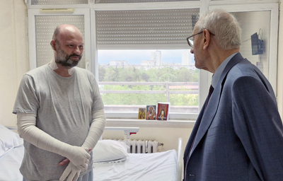 Министър Кирилов посети УМБАЛ "Свети Георги" и се срещна с пациентите от Кочани