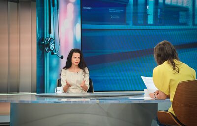Министър Ивкова пред NOVA: „Разпространяват се фалшиви новини с думи, които не съм казвала“